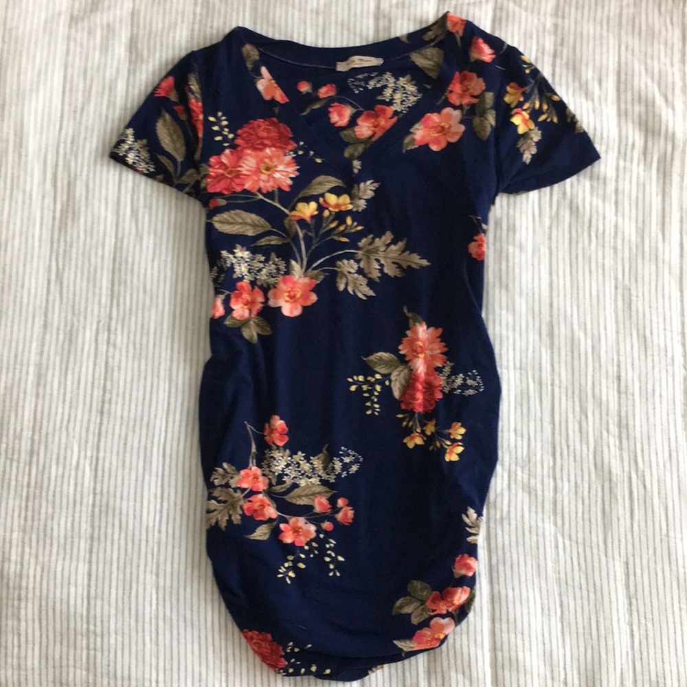 Full Moon maternity top